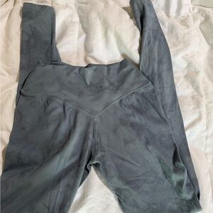 Alphalete surface leggings